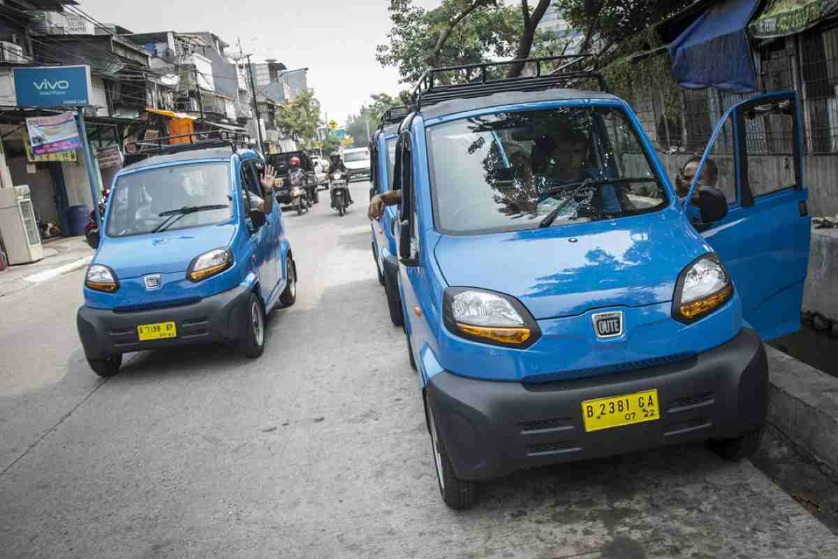 Bajaj Qute