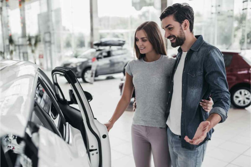Coppia concessionaria auto